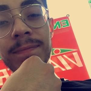 Meet your Posher, Javier